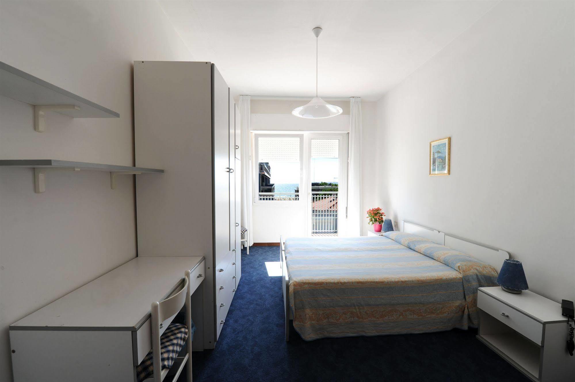 Hotel Savoia Lido di Jesolo Esterno foto